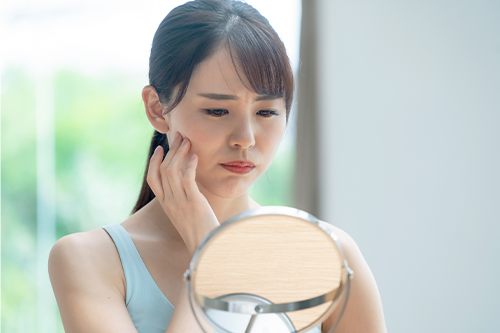 インプラントの不調を気にする人